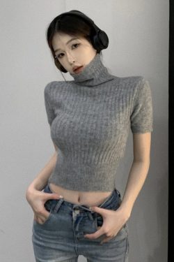 High-Neck Cropped Sweater for Women - Fitted Slimming Thick Knit Top, Autumn Winter Niche Style, Short Sleeve Fashion
