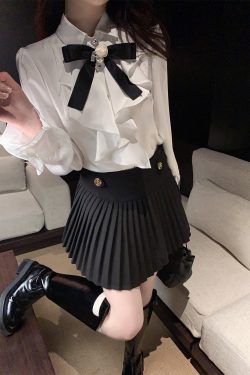 High-Waisted Black Gold Buckle Pleated A-Line Short Skirt for Women - Spring Summer Fashion, Elegant Slim Fit, Chic Style