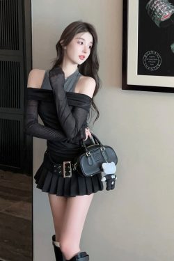 High-Waisted Black Pleated A-Line Skirt with Belt - Summer Slim Half Skirt for a Sexy 90s-Inspired Look