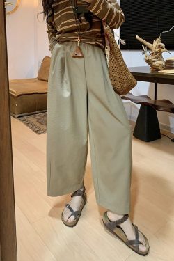 High-Waisted Japanese-Style Balloon Pants for Women - Casual Wide-Leg Design, Petite Fit, Spring/Summer 2025 Collection