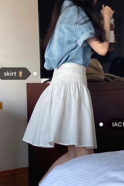 High-Waisted Puffy Princess Dress with Flared Skirt - Lively Korean Style for a Chic 90s Look