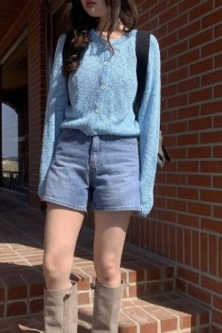 High-Waisted Retro Washed Blue Distressed Denim Shorts - Versatile Korean Style Fashion for a Chic Summer Look