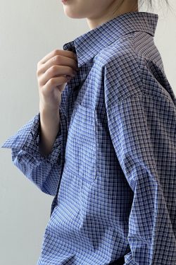 Japanese Plaid Long Sleeve Shirt for Women - Loose Casual Blouse with High-End Feel, Spring 2025 Fashion