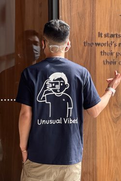 Japanese-Style Minimalist Retro Cartoon Embroidered Cotton Short-Sleeve T-Shirt for Men - Trendy Loose Casual Summer Tee