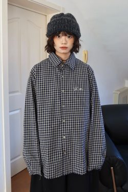 Japanese-Style Retro Loose-Fit Fine Check Long Sleeve Shirt for Men & Women, Casual Versatile Couple's Jacket for Spring & Autumn