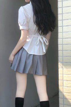 Japanese-Style Short-Sleeved Puff Sleeve JK Shirt with Waist-Cinching Design and Pudding Bear Print for Summer Fashion