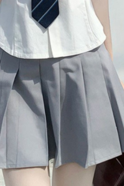 Japanese-Style Short-Sleeved Puff Sleeve JK Shirt with Waist-Cinching Design and Pudding Bear Print for Summer Fashion