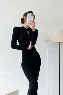 Knitted Chinese-Style Qipao Dress - Vintage-Inspired, Slim-Fit, Waist-Cinching, Long-Sleeve National Style for Elegant Occasions