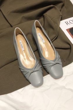 Korean Chunky-Heeled Fairy Shoes, Summer Pleated Square-Toe Shallow Mouth Women’s Shoes, Mid-High Heel Grandma Style 2021