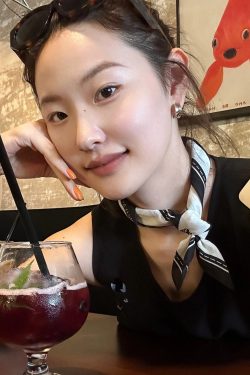 Korean-Style Black and White Printed Silk Scarf - Versatile Elegant Neck Scarf, Hair Tie, Bag Accessory for Mature Fashion