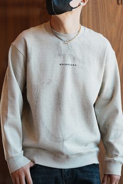 Korean Style Casual Gradient Color Letter Print Round Neck Sweatshirt for Men - Trendy Loose Fit Pullover Top for Autumn