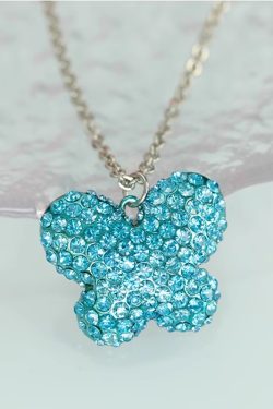 Korean-Style Colorful Butterfly Magnetic Necklace, Diamond-Studded Clavicle Chain, Cute and Elegant Women's Accessory