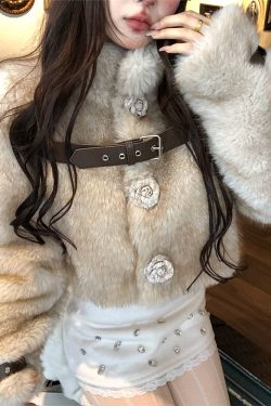 Korean Style Eco-Friendly Faux Fur Coat for Women, Loose Plush Short Jacket for Autumn and Winter Fashion