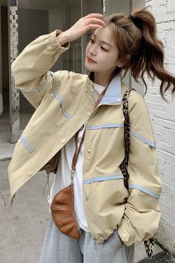 Korean Style Khaki Jacket for Women, Trendy Small-Sized Outerwear, Unique Design for 2025 Fashion