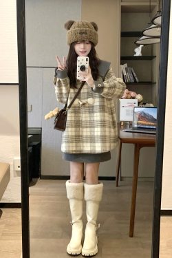 Korean-Style Mid-Length Slimming Gray Wool Coat Set for Women - Soft, Thick, and Warm for Early Spring Fashion