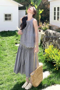 Korean-Style Polka Dot Two-Piece Dress Set for Women - Summer 2025 Casual Tank Top and Skirt, Youthful Fashion.