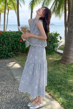 Korean Style Ribbon Embroidery Vest and Skirt Set for Women – Trendy Two-Piece Summer Outfit 2025