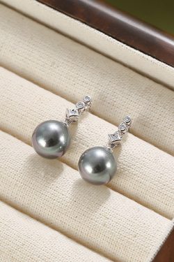 Korean-Style Silver-Gray Pearl Earrings, Minimalist S925 Silver Studs with Star-Shaped Micro-Inlaid Diamonds for Women