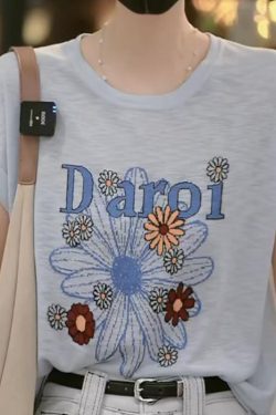 Korean Style Summer 2025 Thin Knit Short Sleeve Women's T-Shirt - Loose Slim Fit Round Neck Top for Effortless Chic