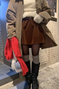 Korean Style Winter Mini Skirt Set with Waist Belt in Beautiful Matte Velvet – Trendy Fashion for Girls