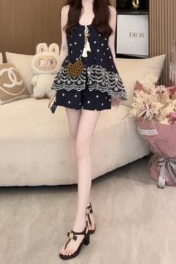 Korean Style Women's Summer 2025 Crochet Embroidered Sleeveless Vest & Casual Shorts Two-Piece Set
