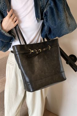 Large Capacity Retro Tote Bag for Women - Spring/Summer 2025 Multifunctional Commuting Backpack - Stylish and High-Quality Design