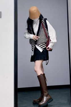 Layered V-Neck Knitted Vest for Women - 2024 Autumn Solid Color Sweater, Trendy Outer Layer for Chic Fall Fashion