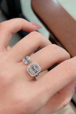 Light Luxury Full Diamond Open Finger Ring for Women - Simple, Versatile Ice Sugar Design, Perfect Gift Accessory
