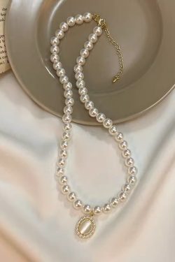 Light Luxury Pearl Necklace for Women - Shi Jia Zhen Pendant Neck Chain, Elegant Clavicle Chain, Fashion Jewelry