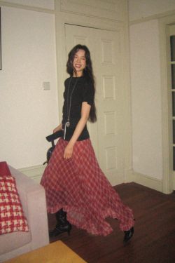 Lightweight Chiffon Plaid Irregular Hem Checkered Skirt - Trendy 90s Style Draped Design for Effortless Chic Look