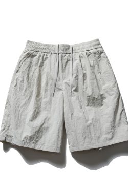 Lightweight Minimalist Solid Color Quick-Dry Sports Shorts for Men and Women - Breathable Casual Beach Five-Point Pants