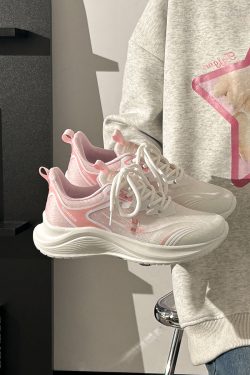 Lightweight Women's Mesh Sports Shoes for Summer - Breathable Ultra-Light Sole Ideal for Military Training and Active Lifestyle
