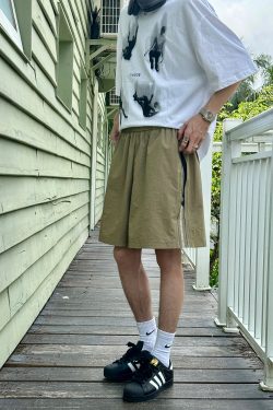 Lightweight Zippered Nylon Casual Shorts for Men and Women - Summer American Style, Breathable, Quick-Drying, Loose-Fitting Five-Point Shorts
