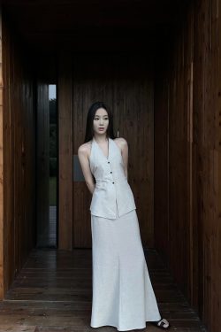 Linen Halter Double Tie Two-Piece Set with Draping, Backless Top and Mermaid Skirt, Available in Two Colors, Perfect for Summer Events