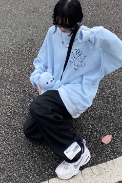 Loose Fit Curry Bear Crewneck Pullover Sweatshirt - Versatile Japanese Korean Street Style for Couples and Casual Wear