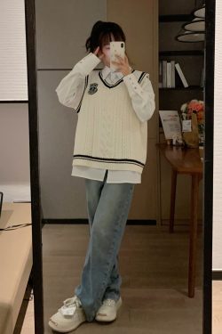 Loose Slimming Gray Knitted Vest with College Style - Sweet Early Spring Fashion for Women