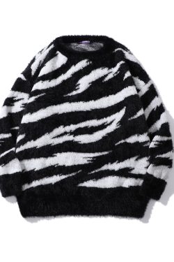 Loose Striped Wool Sweater for Women in Seahorse Design - Trendy Japanese and Korean Knitwear, Perfect for Y2K and 90s Style Fashion.
