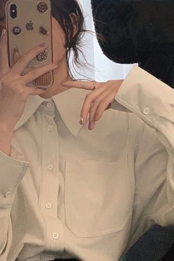 Loose White Corduroy Shirt for Women - Thickened Autumn Winter Layering Top, Trendy Niche Style for Students
