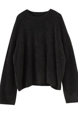 Luxurious Cashmere Fuzzy Sweater for Winter, Round Neck, Loose Fit, Cozy and Fluffy Style for a Relaxed Atmosphere