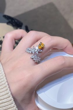 Luxury Diamond-Inlaid Leaf Ring for Women - Exquisite Open Design, High-End Fashion Statement for Index Finger