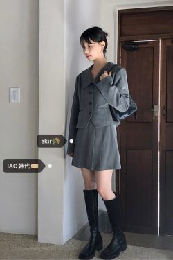 Medium Gray Pleated Skirt - Korean Style, 90s-Inspired Fashion Essential for Effortless Chic Looks