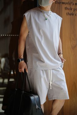 Men's American High Street Split Design Sleeveless T-Shirt and Shorts Set - Trendy Summer Casual Two-Piece Outfit