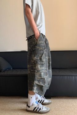 Men's and Women's Summer American Retro Camouflage Multi-Pocket Denim Shorts, Casual Loose Straight 7-Point Pants
