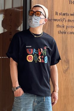 Men's Retro Patch Design Short-Sleeve T-Shirt - Loose Fit Round Neck Cotton Tee for Summer, Ins Style, Y2K Fashion