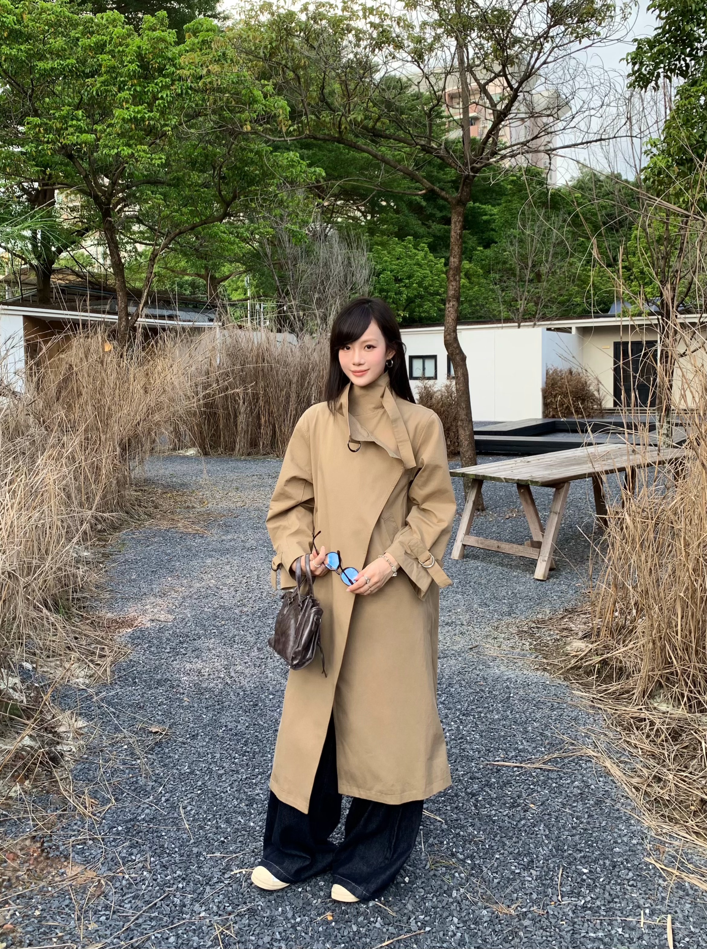 Mid-Length High-Quality Trench Coat for Women, Stylish Autumn Outerwear, Classic and Versatile Design