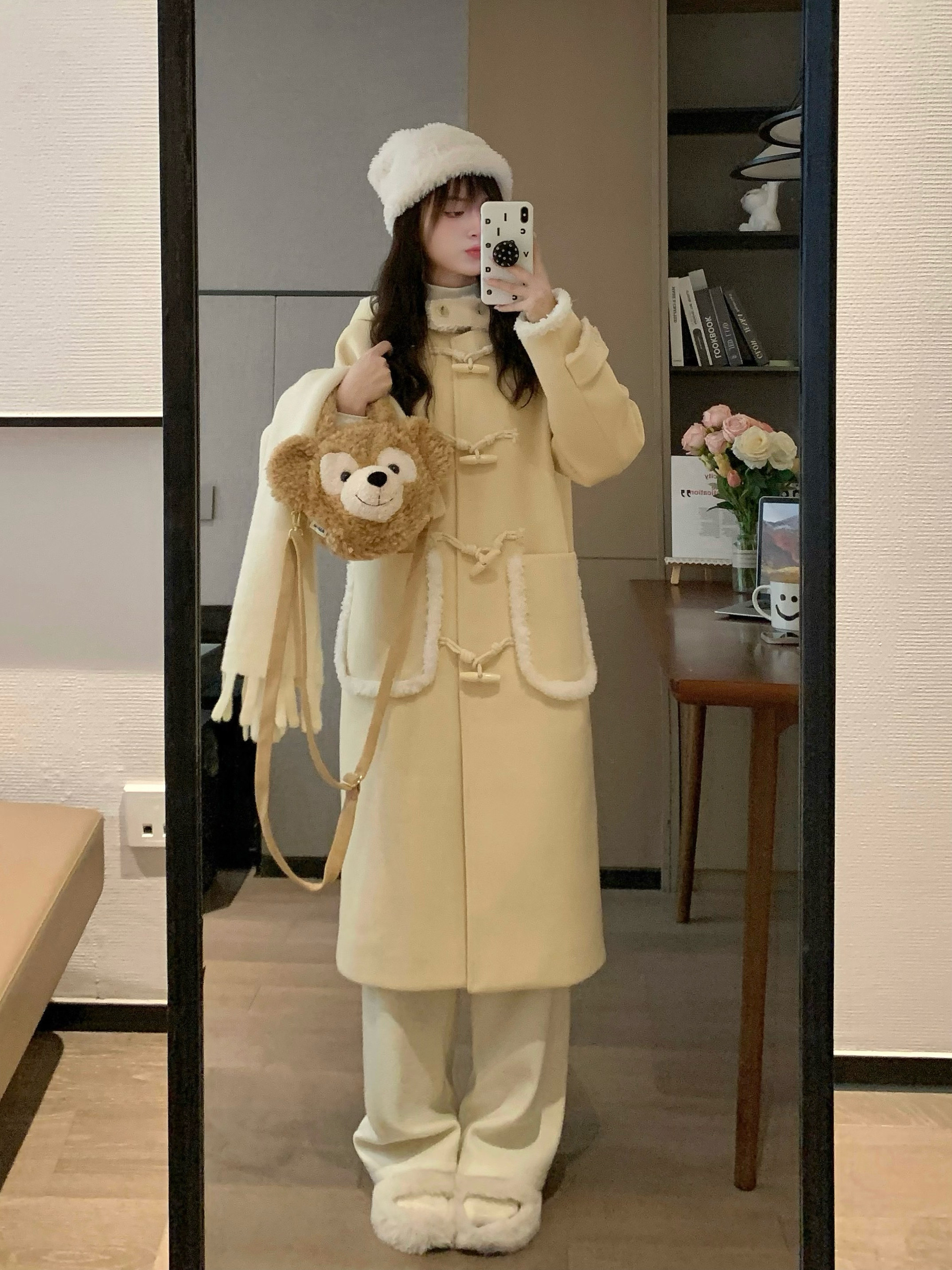 Milk Yellow Doll Collar Mid-Length Woolen Coat for Women - Elegant Slimming Design for Early Spring Fashion