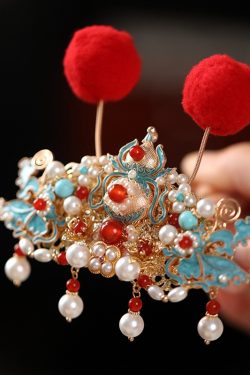 Ming-Style Hanfu Headdress for Chinese Wedding Bride, Red Tassel Hairpin, Elegant Hair Clip, Traditional Accessories for Women