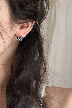Minimalist Black Agate Bead Earrings - Exquisite Light Luxury, High-End Versatile Style for Women