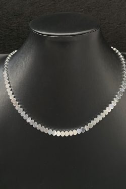 Minimalist Black Heart-Shaped Stone Necklace for Women, Clavicle Chain, Elegant Light Luxury Summer Accessory