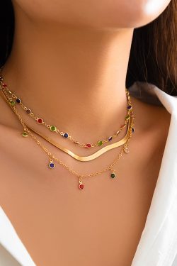 Minimalist Crystal Star-Shaped Clavicle Necklace with Snake Bone Chain - High-End European and American Jewelry for Stylish Girls